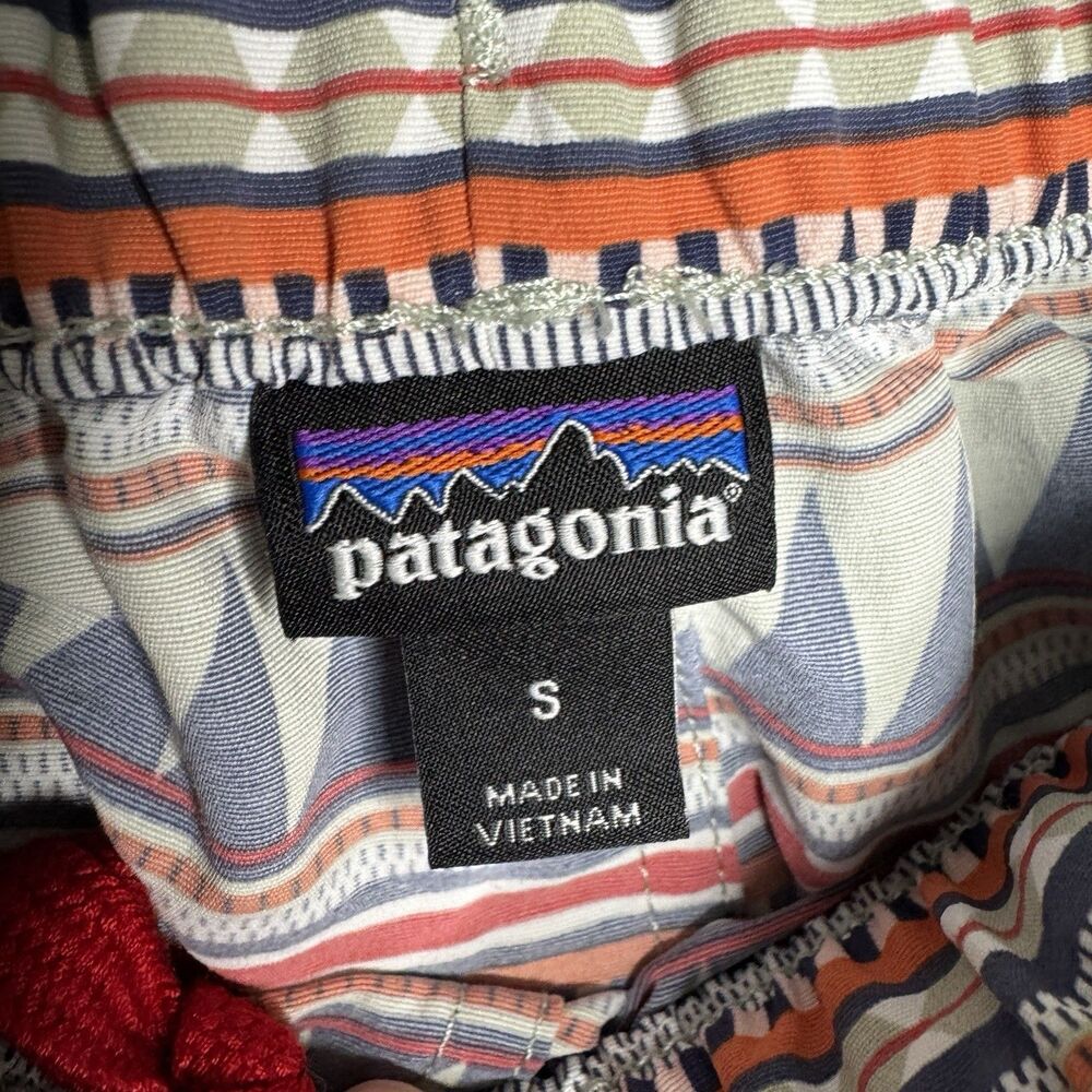Patagonia Women's Barely Baggies Shorts Size S Multicolor Aztec Gorpcore Outdoor - Picture 5 of 7